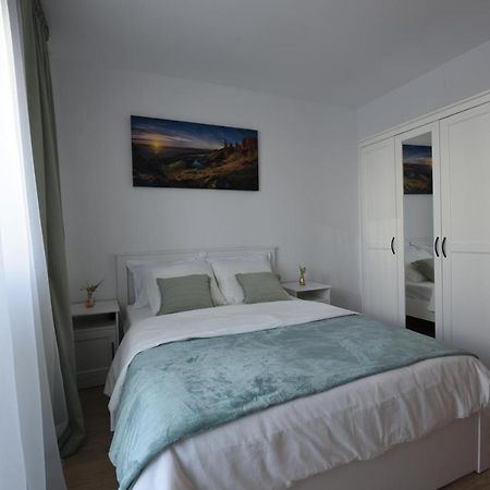 Ketal Apartment Braşov Buitenkant foto