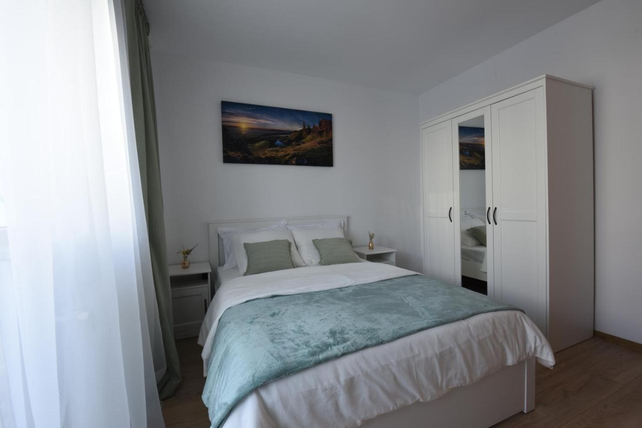 Ketal Apartment Braşov Buitenkant foto